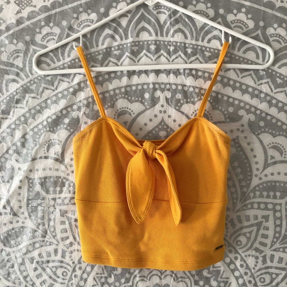 yellow hollister bow tank